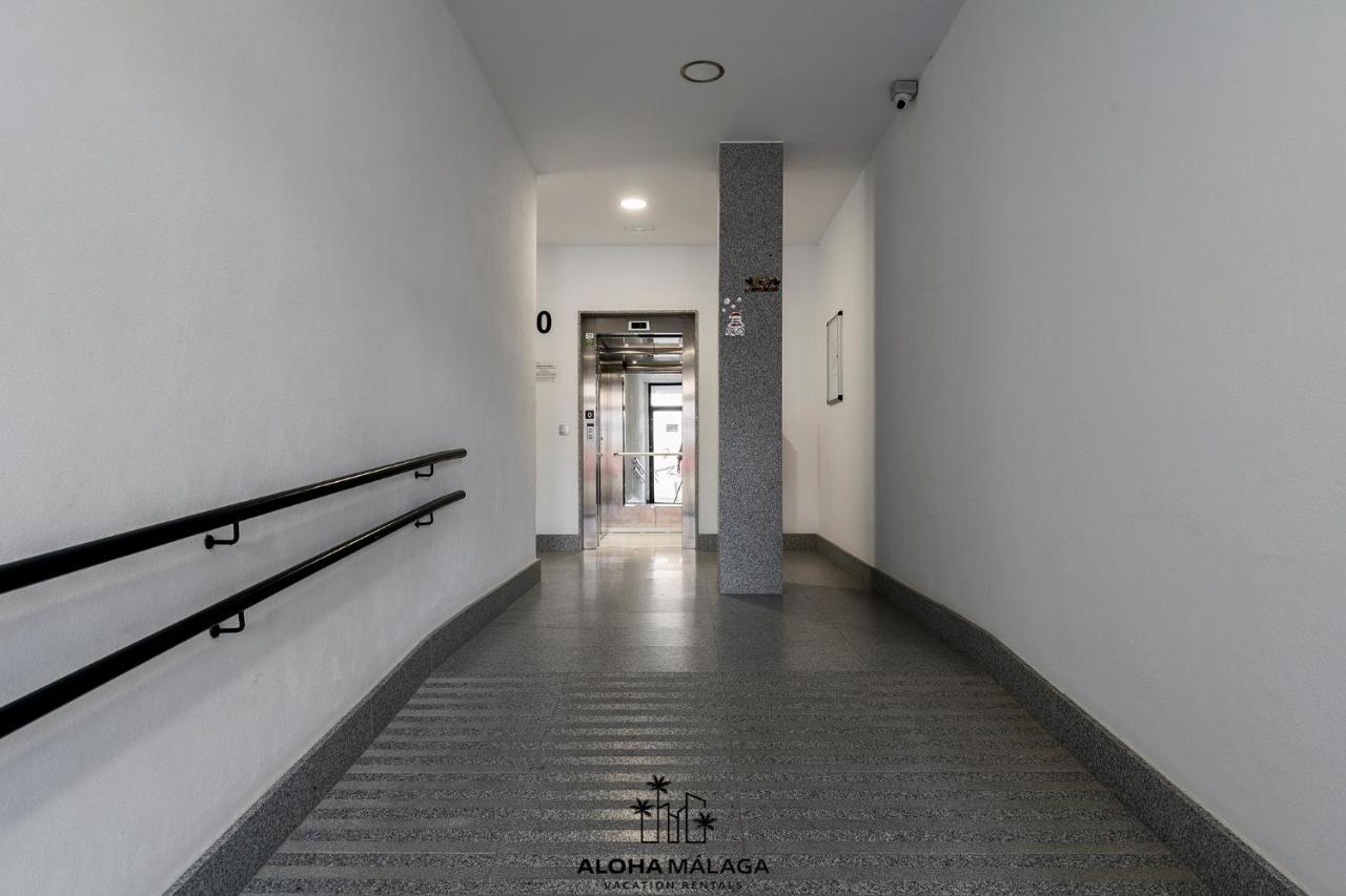 Ferienwohnung Luxury Duplex With Pool And Padel Court In Town Málaga Exterior foto