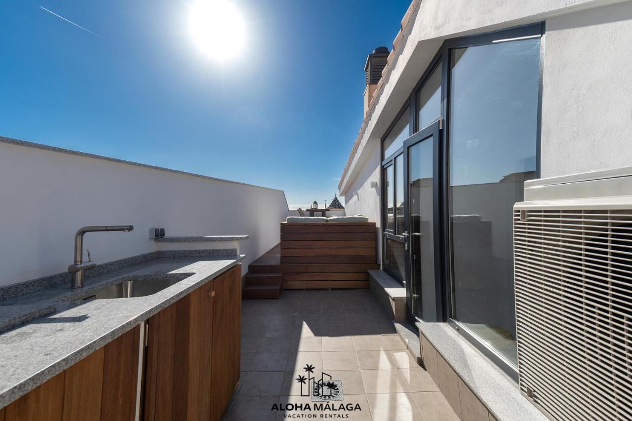 Ferienwohnung Luxury Duplex With Pool And Padel Court In Town Málaga Exterior foto